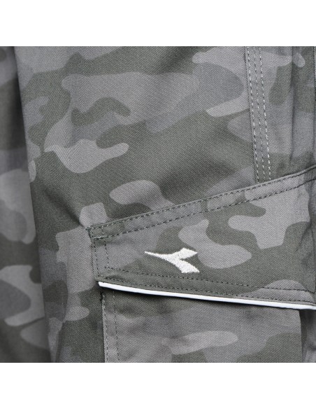 Pantaloni de lucru în stil camuflaj, țesătură ripstop, Diadora Cargo Camo